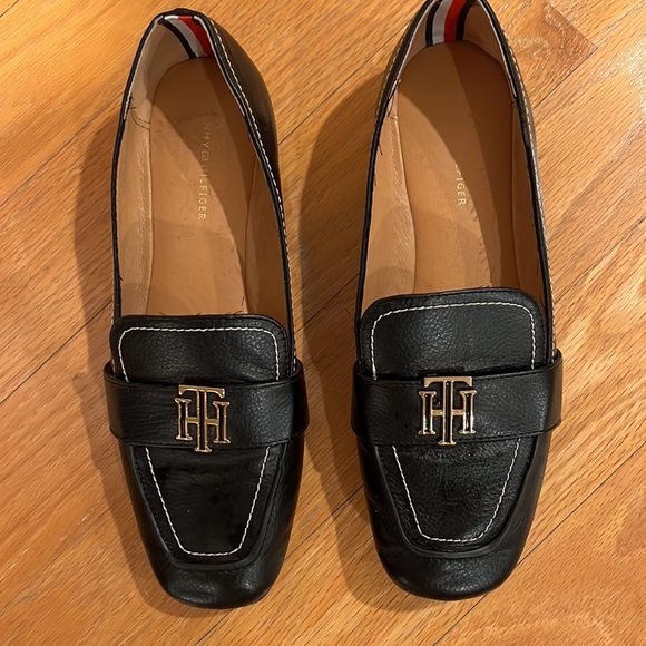 Tommy Hilfiger Black Loafer - Picture 3 of 5